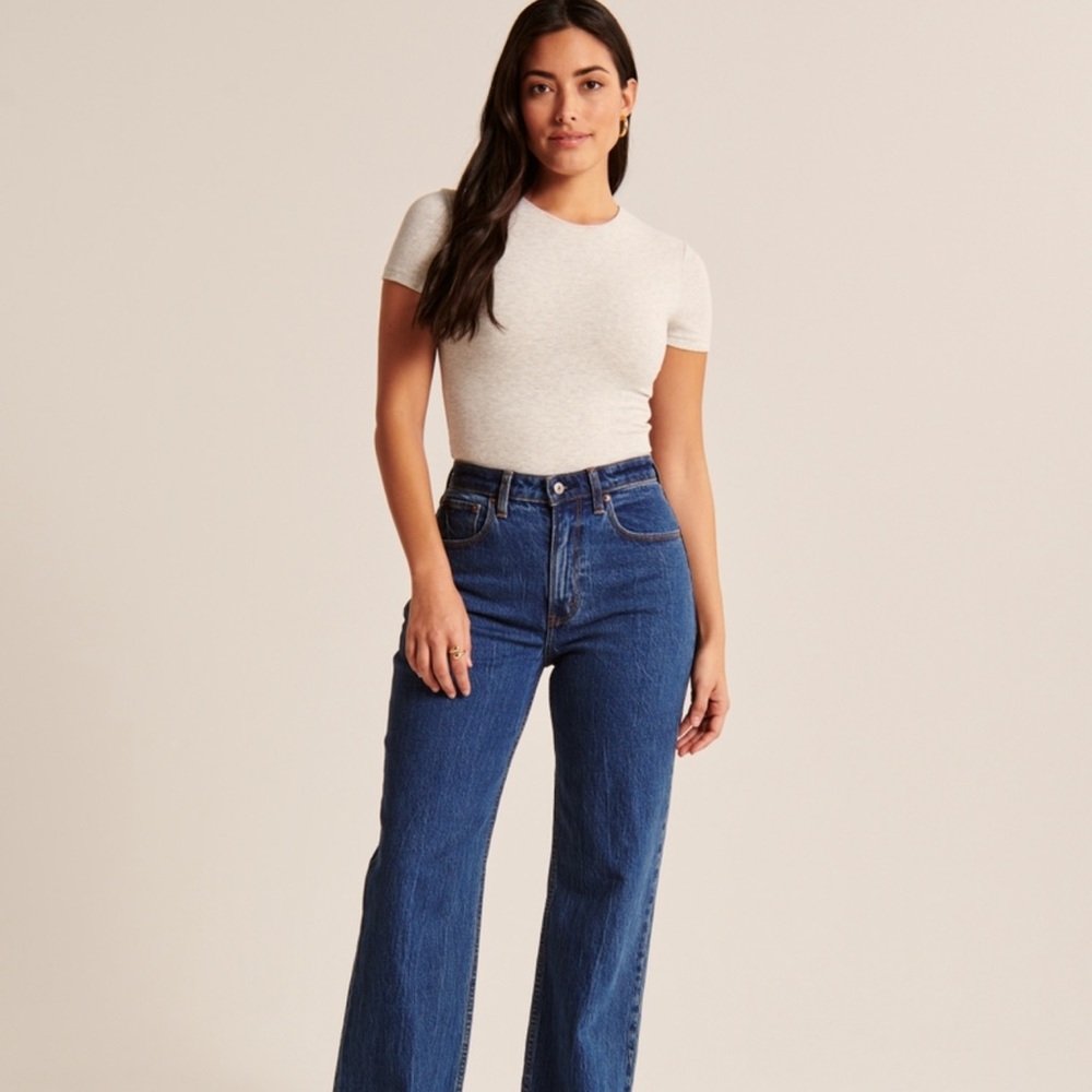 Abercrombie Short-Sleeve Cotton-Blend Seamless Fabric Crew Bodysuit